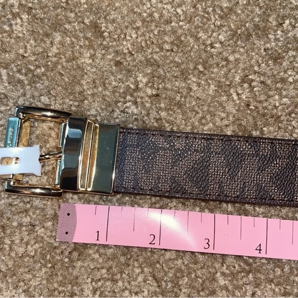 Michael Kors Reversible Leather Gold & Brown Belt. NWT